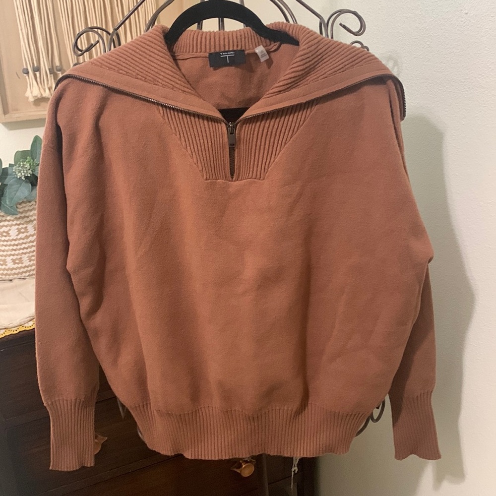 Tahari brown quarter zip up soft sweater size large